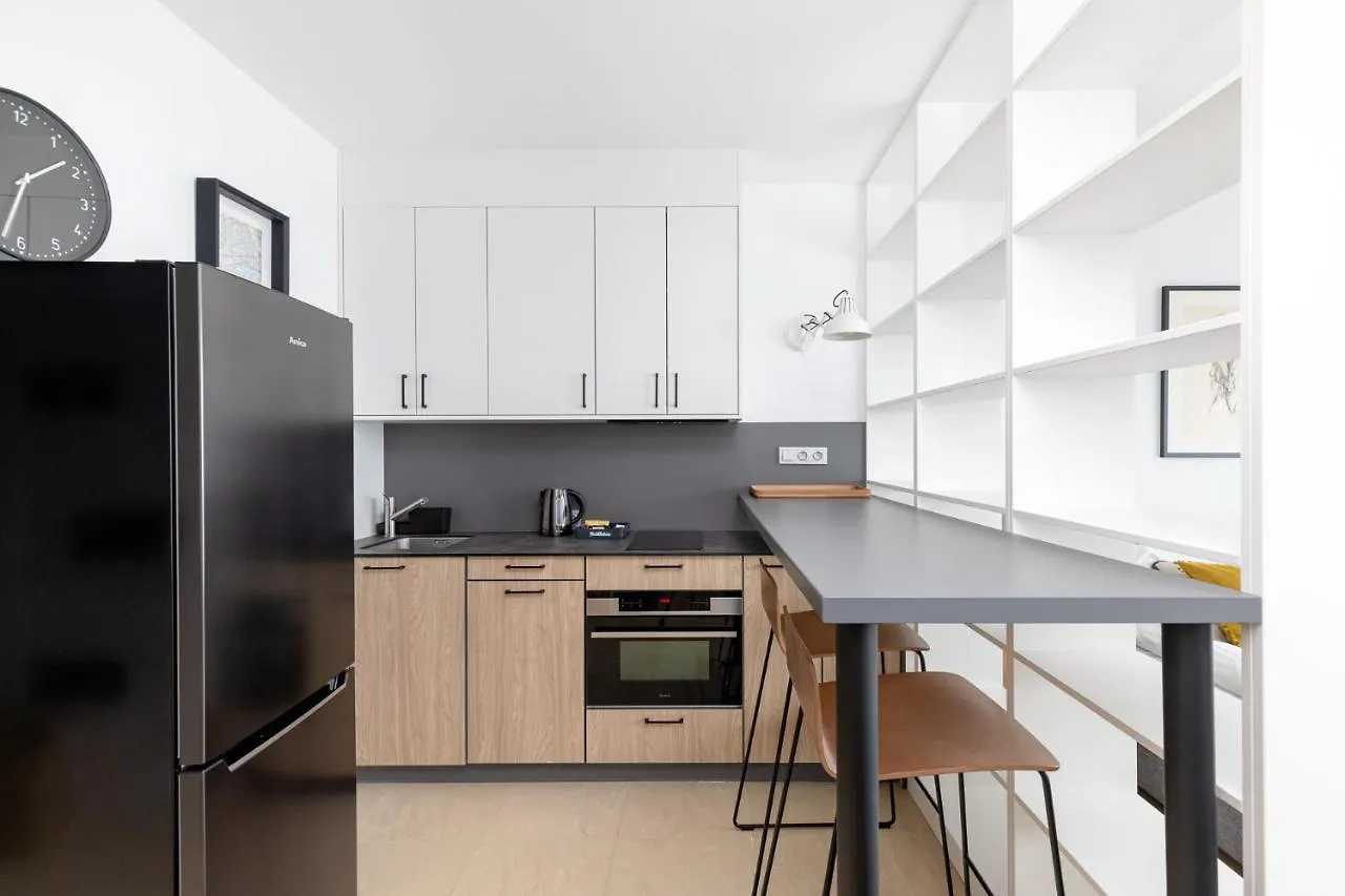 Διαμέρισμα Sierpinskiego 1A - Studio With Balcony & Desk - Remote Work By Noclegi Renters Βαρσοβία