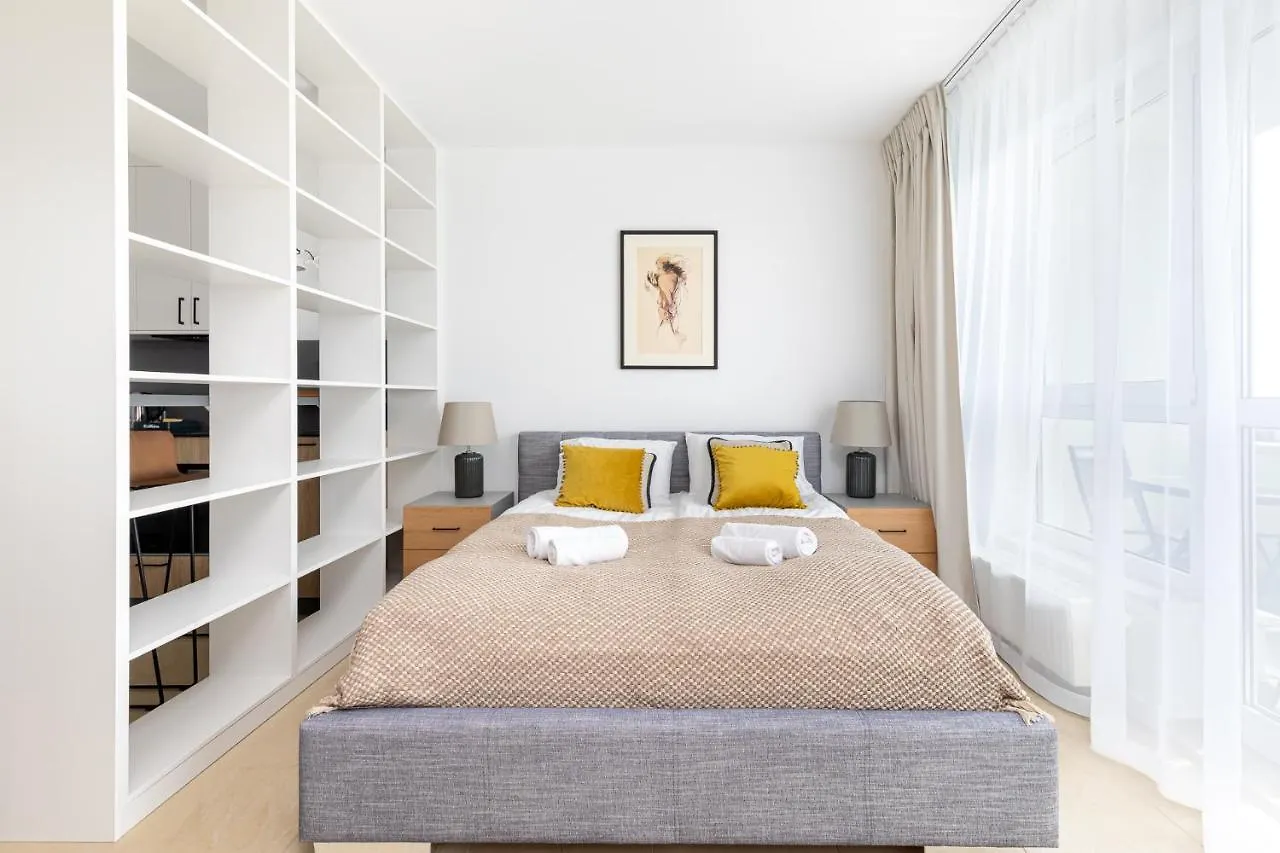 Sierpinskiego 1A - Studio With Balcony & Desk - Remote Work By Noclegi Renters location
